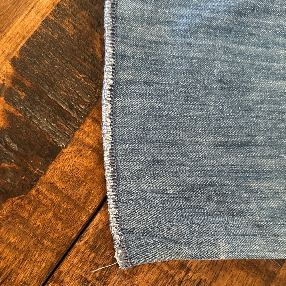 Citizens Of Humanity Light Blue Straight Jeans - Picture 3 of 5